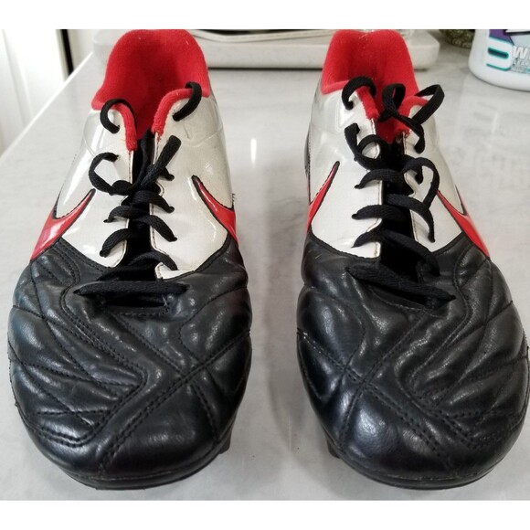 Nike Medio FG US 11 Black Red White Cleats 442122-061 Year 2011 - Picture 6 of 10
